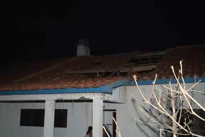 Família abandona habitação após ver casa ser destruída pelo mau tempo na Marinha Grande