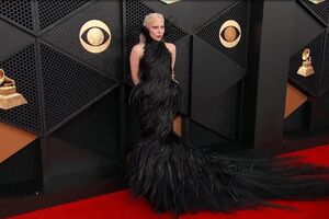 Lady Gaga, Justin Bieber, Chappell Roan: estrelas revelam ousadia e elegância na passadeira vermelha dos Grammys  