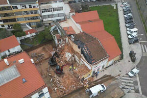 Imagens de drone mostram casa totalmente destruída devido ao mau tempo em Tomar 