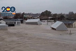 Tempestade Leonardo provoca inundações e cortes de estradas no sul de Espanha 