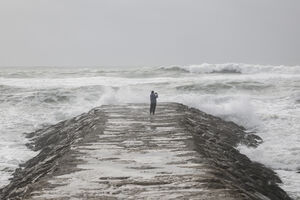 Ondas fortes na costa de Portugal após a passagem das depressões Kristin e Leonardo