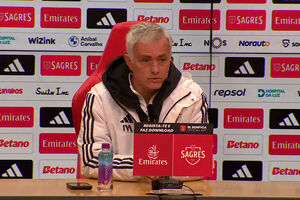 José Mourinho e o clássico: "Seria melhor que o primeiro classificado perdesse"