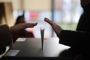 CNE pede aos portugueses que vão votar amanhã