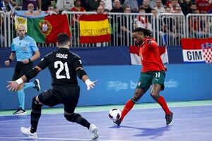 Portugal cedeu na final do Europeu diante da Espanha