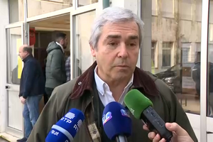 Em causa “está também a escolha do comandante supremo das Forças Armadas”, lembra ministro da Defesa 