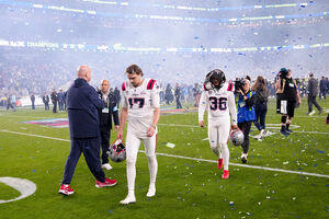 Jogadores dos Patriots celebram no Super Bowl LII