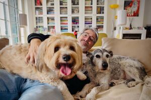 Nuno Markl está de volta a casa! E às "patas" das suas cadelinhas