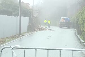 Habitação devoluta desaba devido ao mau tempo em Gaia 