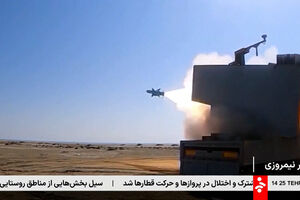 Irão realiza exercícios militares antes de negociações com os EUA 