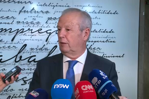 Reunião para discutir pacote laboral adiada 