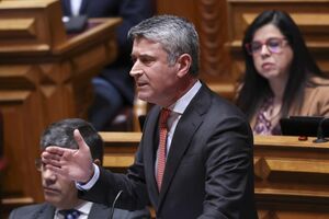 PS disponível para aprovar Orçamento Retificativo, mas com uma "condição"	