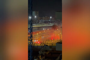 Novas imagens de adeptos do Sporting e Benfica em confrontos antes de jogo de futsal 