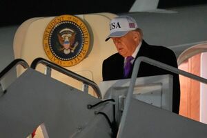 Donald Trump à saída do Air Force One