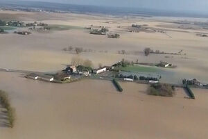 Imagens aéreas mostram extensão das inundações no sudoeste de França