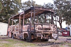 O minibus que ardeu na A2, em Grândola.