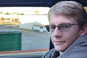 Austin Tucker Martin, de 21 anos, invadiu residência de Trump na Flórida