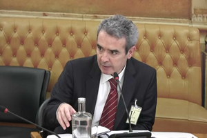 Inspeção-Geral investiga participantes de grupo do WhatsApp onde eram partilhados vídeos de tortura da PSP 