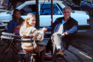 Um excerto de "Jeffrey Epstein: Podre de Rico", série documental da Netflix que regressou agora ao top das mais vistas da plataforma