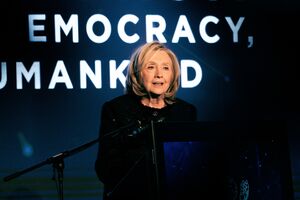 Hillary Clinton negou conhecer Epstein,