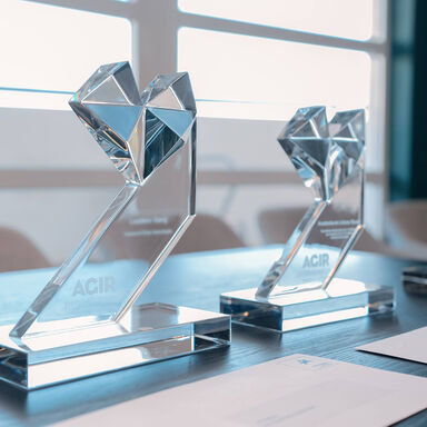 REN promove o Prémio Agir para distinguir projetos de apoio a cuidadores informais