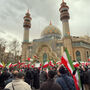 Apoiantes do regime iraniano manifestam-se em Teerão contra ataques dos EUA e Israel