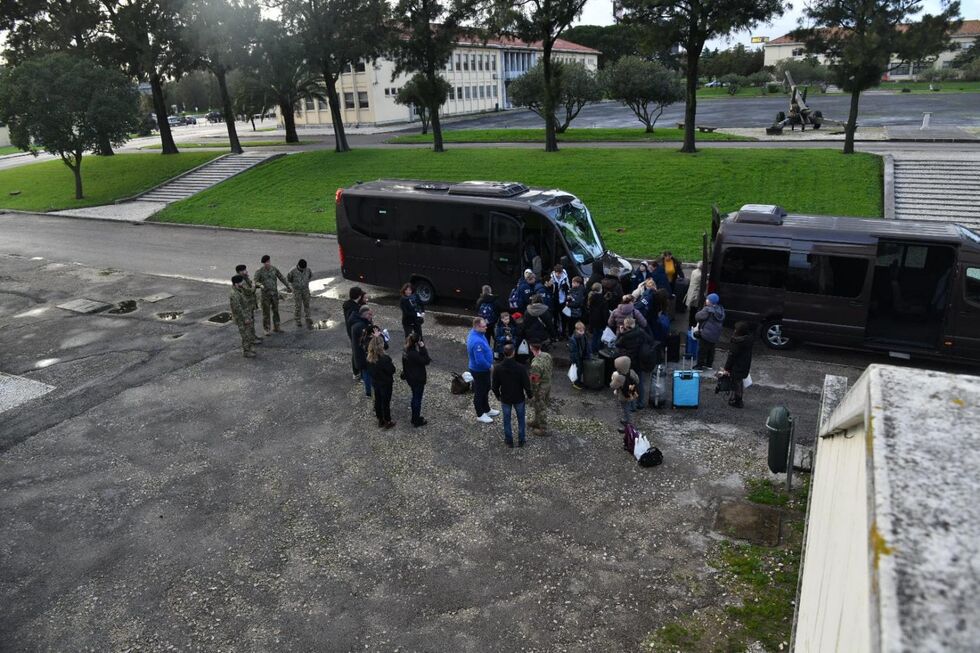 Forças armadas vão para o terreno ajudar as populações