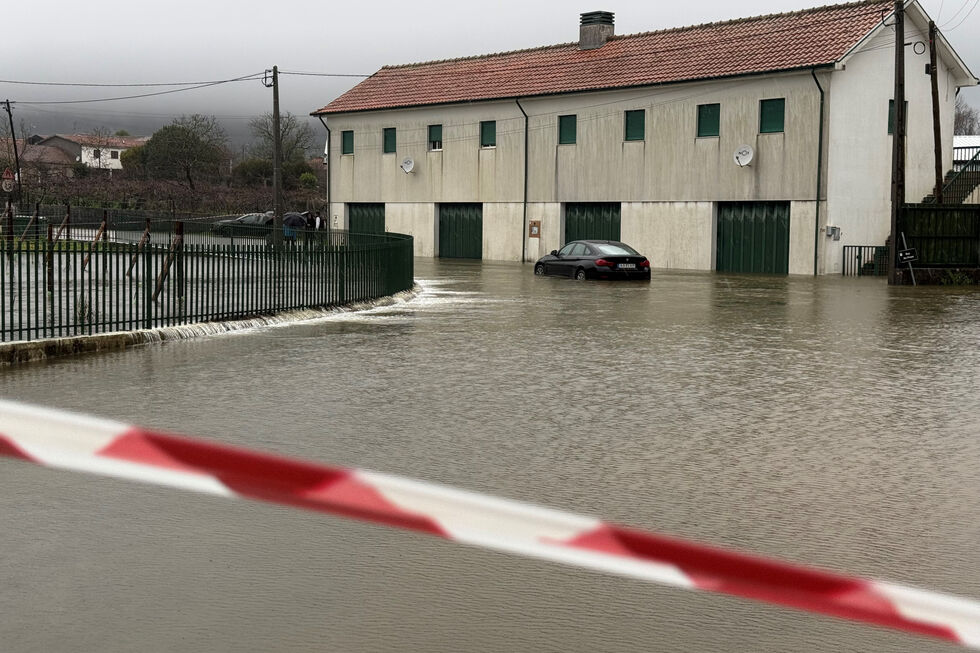 Inundação em Penafiel causa desalojados; governo decreta calamidade e apoios