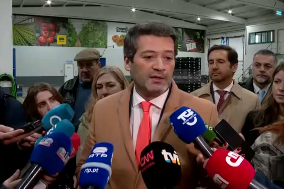 André Ventura critica declarações de ministro Castro Almeida 