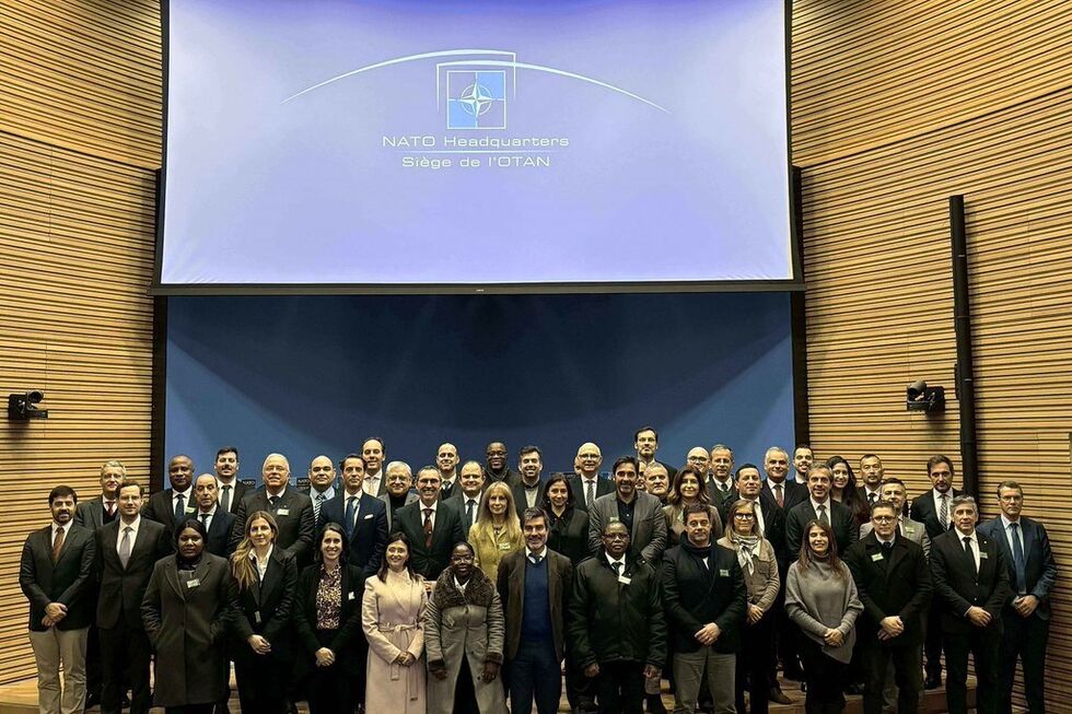 Comandante da Proteção Civil visita NATO