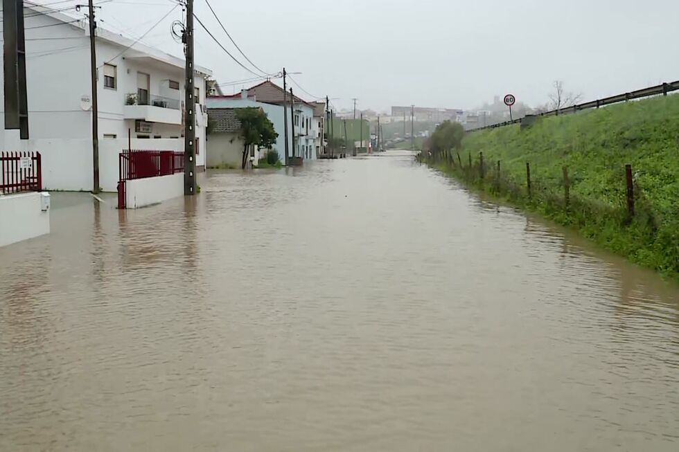 Marinha Grande enfrenta inundações; apoio preenche formulários durante o fim de semana e Carnaval