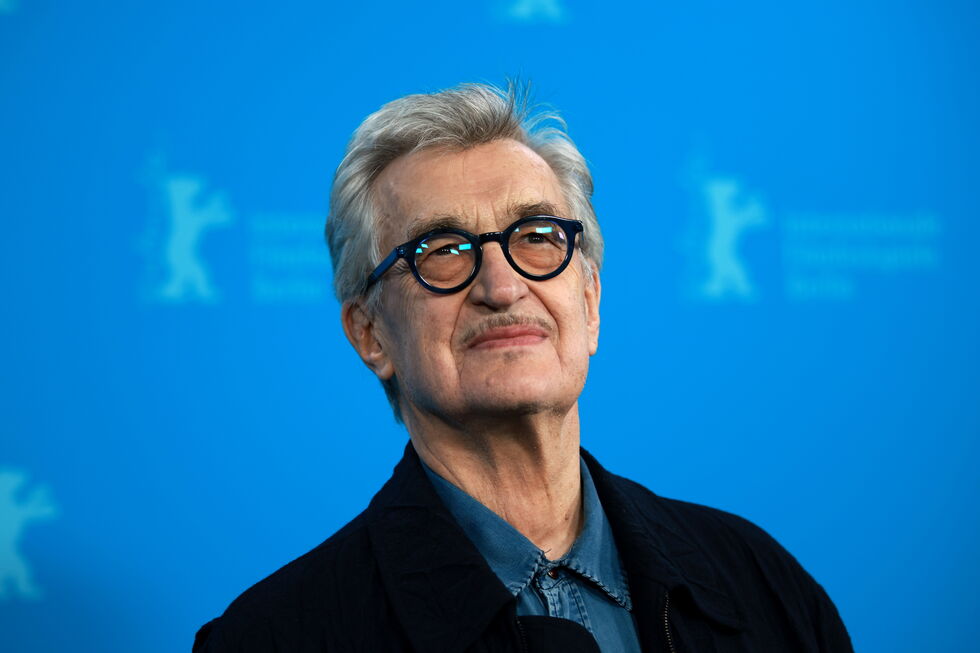 Wim Wenders pede neutralidade política a cineastas no Festival de Berlim