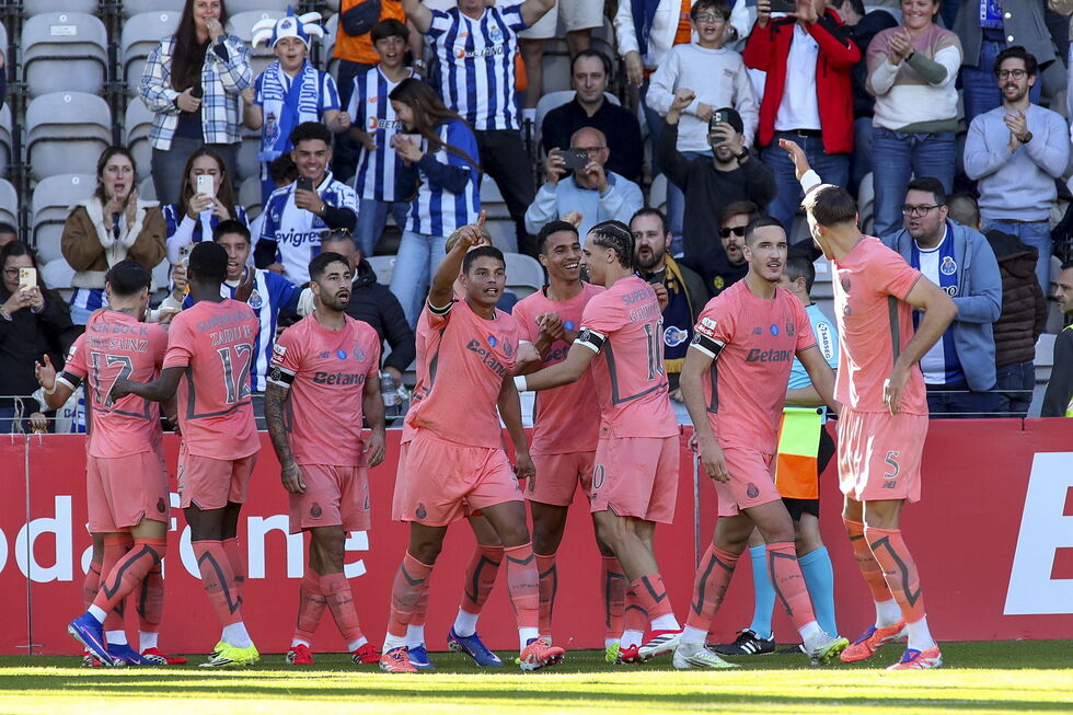 FC Porto vence Nacional na Choupana por 1-0
