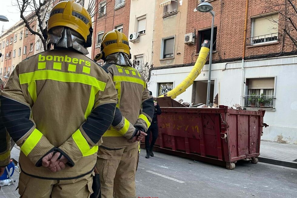 Encontrados três corpos nos escombros de prédio que desabou em Barcelona