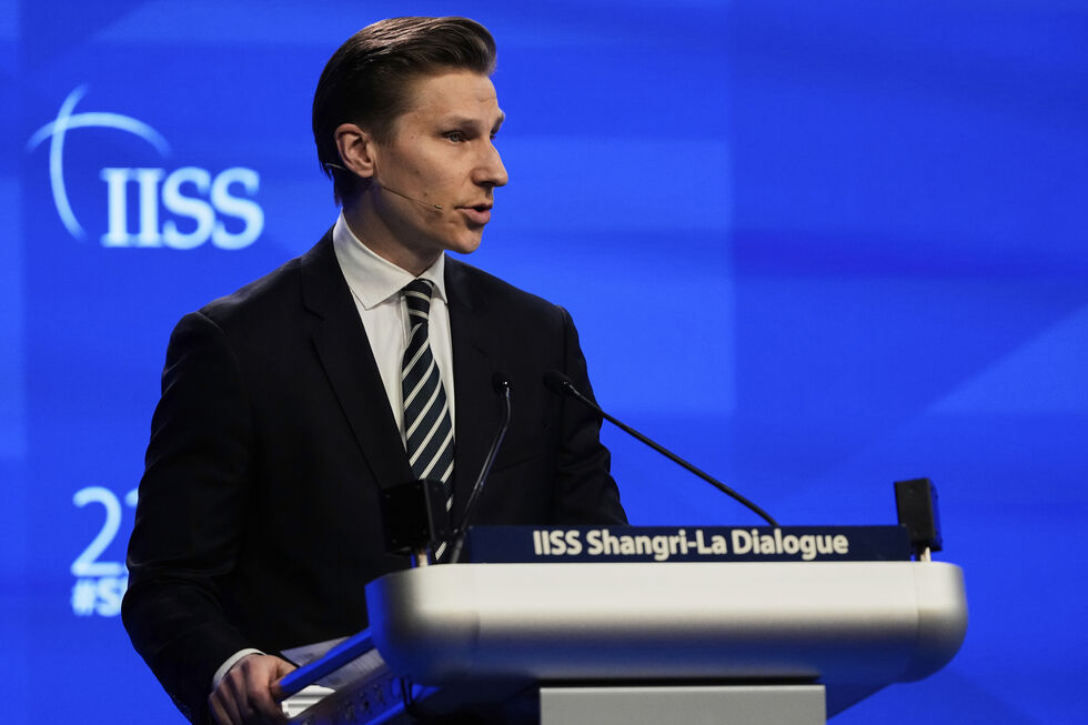 O ministro da Defesa finlandês, Antti Häkkänen