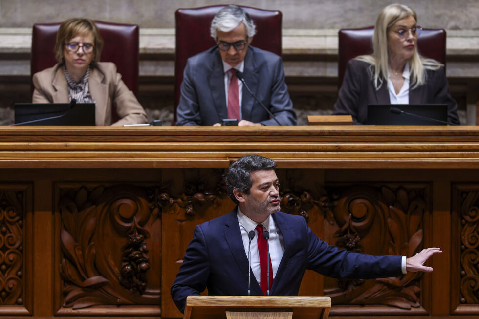 Ventura critica propostas de Montenegro para o mau tempo no Parlamento