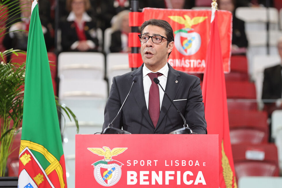 Rui Costa discursa na cerimónia na Luz