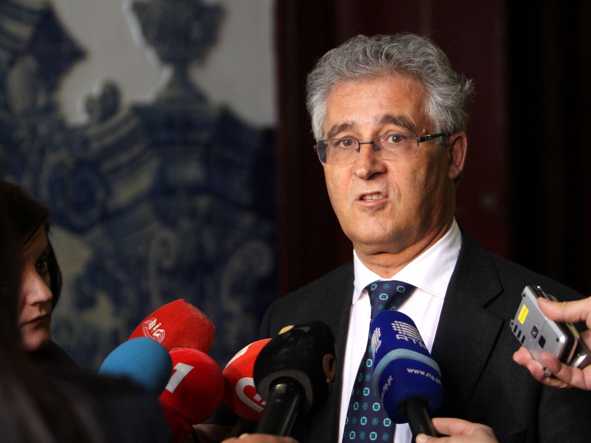 Arquivada de novo investigação ao antigo presidente do Tribunal da Relação