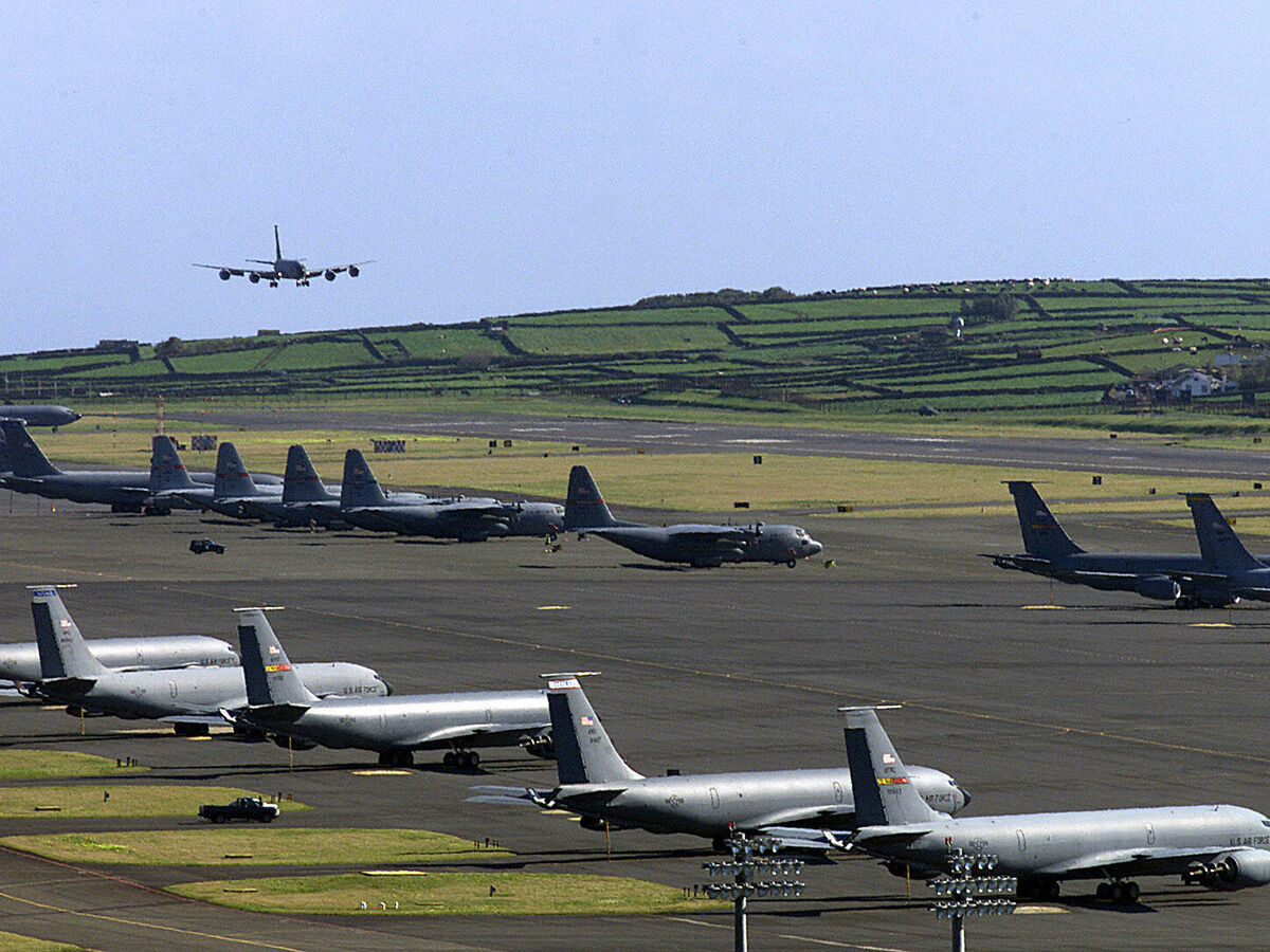Lajes: a Base que abalou a Terceira