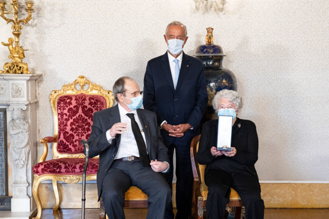 Marcelo Rebelo de Sousa atribui condecorações a duas personalidades portuguesas