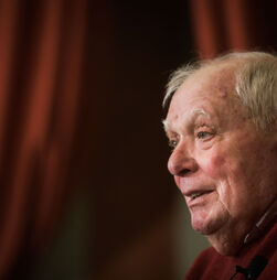 Câmara de Lisboa decreta luto municipal no sábado em homenagem a António Lobo Antunes