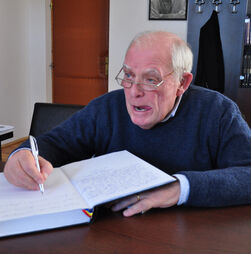 Parlamento adia votação de voto de pesar pela morte de António Lobo Antunes