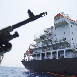 Irão: EUA apagam anúncio 'online' sobre escolta de petroleiro no Estreito de Ormuz