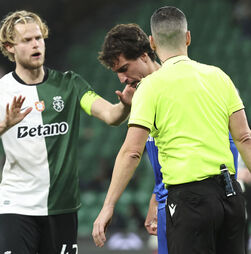 Conselho de Disciplina da FPF rejeita protesto do FC Porto sobre 'leão' Hjulmand