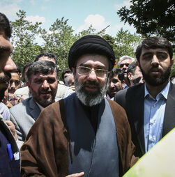Quem é Mojtaba Khamenei, o novo líder supremo do Irão