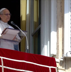 Papa Leão XIV pede que “as armas se calem” e alerta para expansão da guerra no Médio Oriente 
