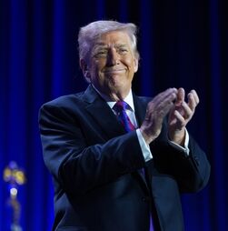 'Estamos muito adiantados': Trump sugere que a guerra com o Irão pode acabar em breve