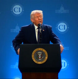 Trump diz que a guerra no Médio Oriente será de curta duração