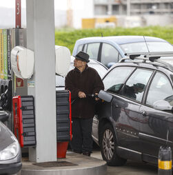 Suécia anuncia redução dos impostos sobre os combustíveis