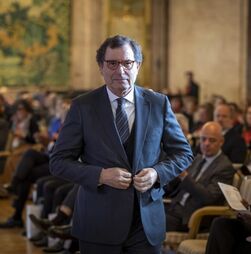 Ministro da Economia garante que Governo 'quer intensamente acordo' na legislação laboral