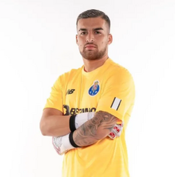 Ex-jogador do FC Porto e membro dos Super Dragões detidos em operação de combate ao tráfico de droga no Bairro do Cerco